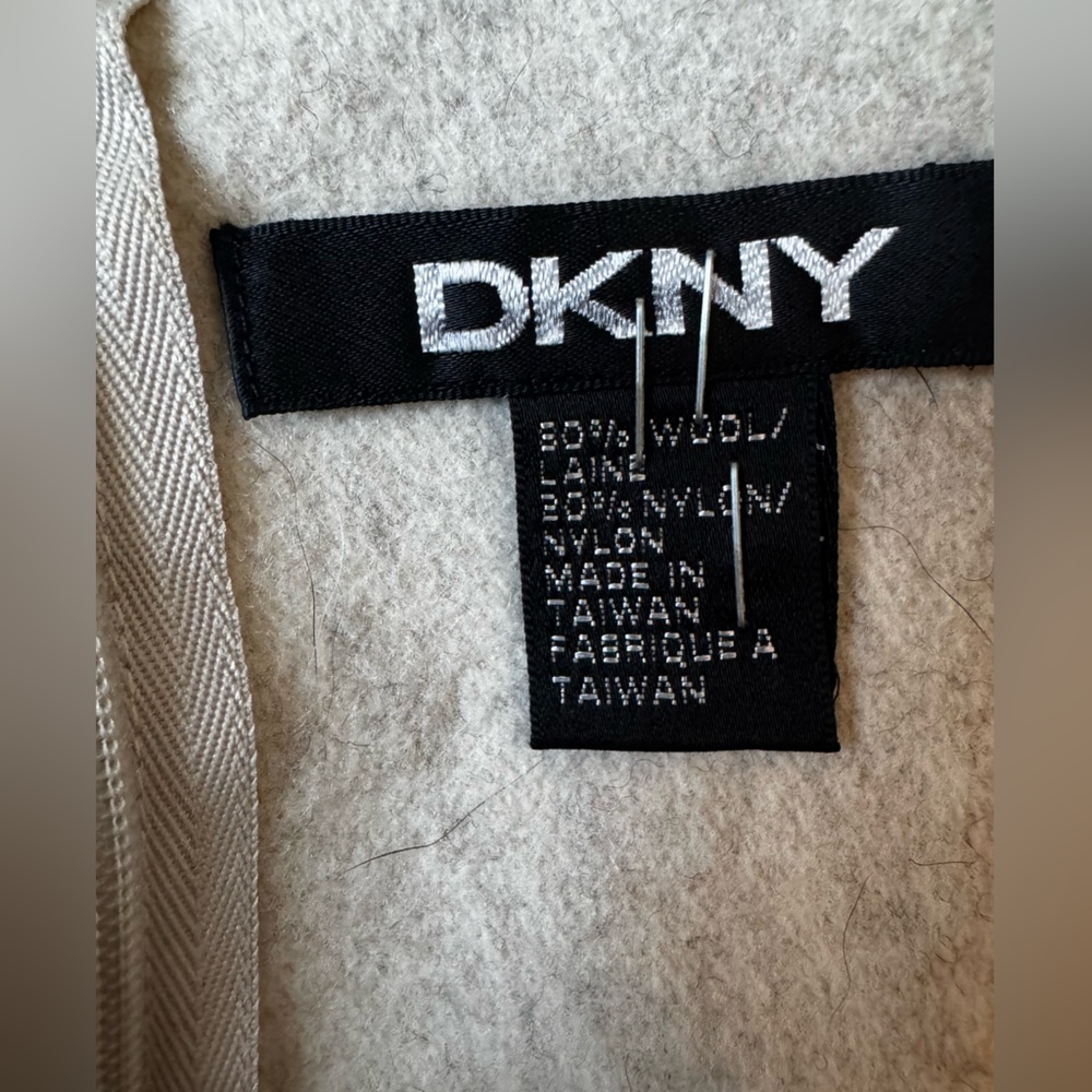 Vintage DKNY wool maxi skirt - Picture 2 of 8
